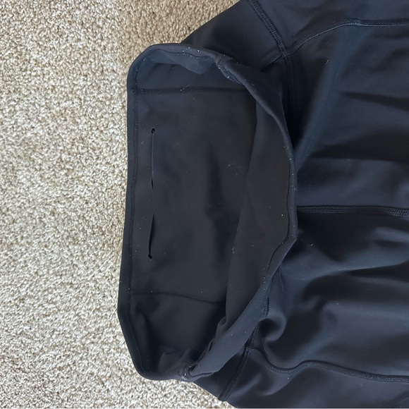 Lululemon In Movement 7/8 Tight *Everlux 25 black size 6 - Picture 5 of 7